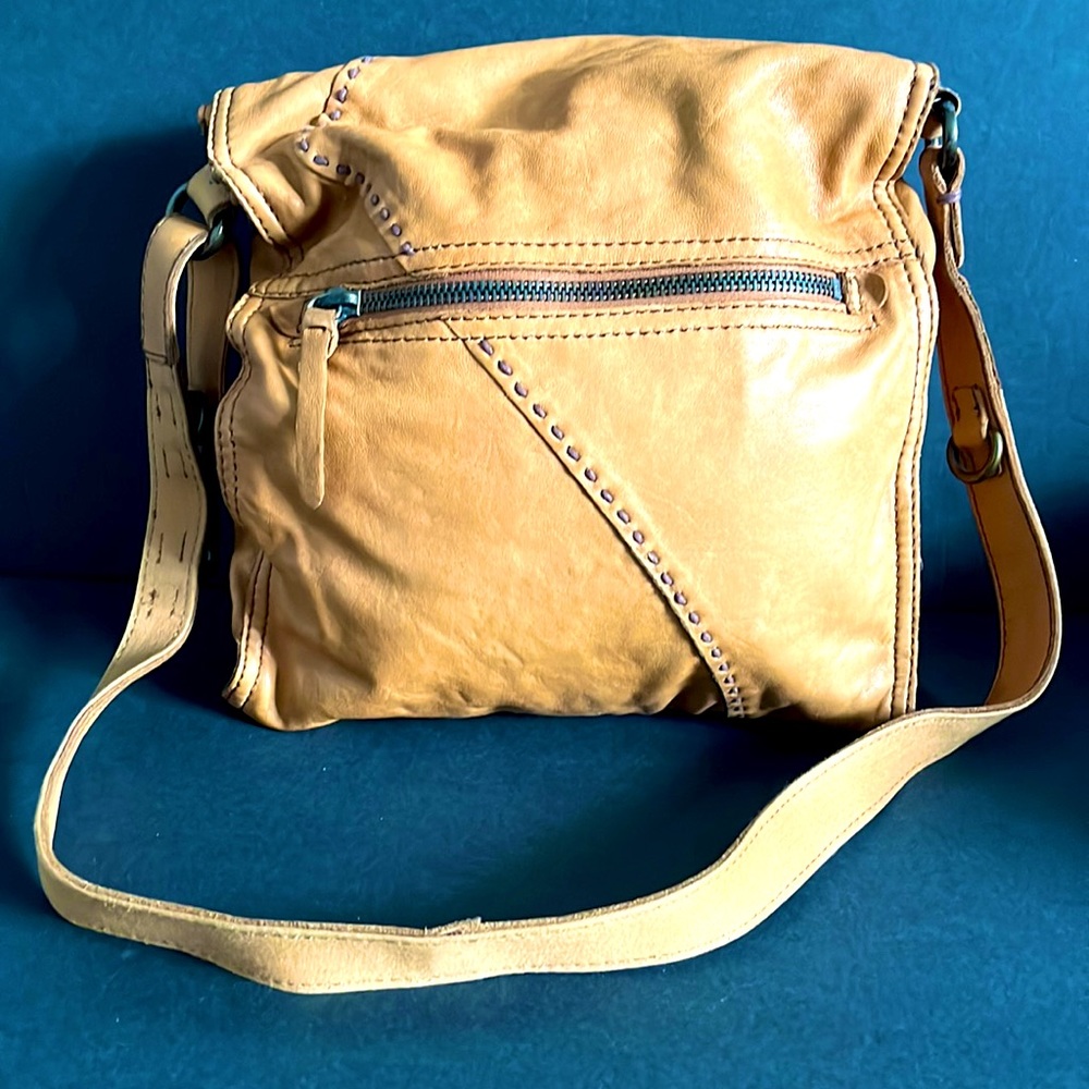 LUCKY BRAND Camel Italian Leather Abbey Road Crossbody Bag Shoulder Purse - Picture 5 of 16